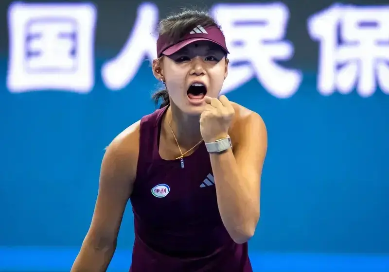 16-годишната Сун Синран стигна полуфинал на WTA 250 в Гуанджоу след сензация