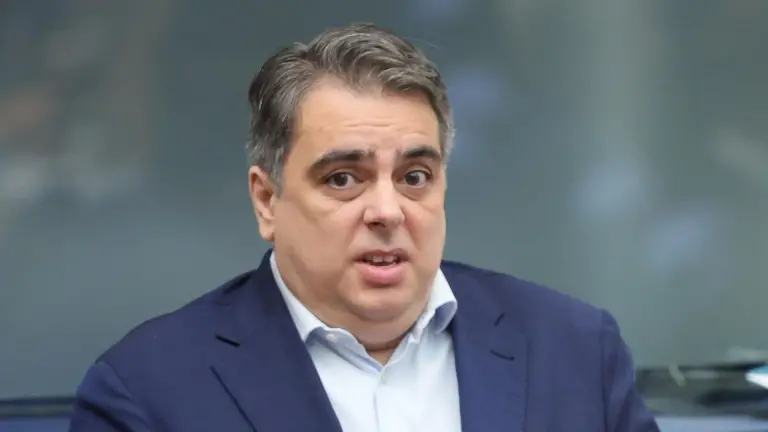 Асен Василев: Йотова и Радев ще ощетят бизнеса, работещите и пенсионерите с прогресивна политика