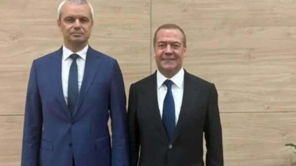 Костадинов приет по покана на Дмитрий Медведев за срещата БРИКС-ЕС в Москва
