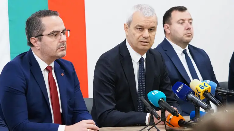 Костадинов: „Възраждане“ няма да подкрепи Андрей Гюров на балотажа след първия тур