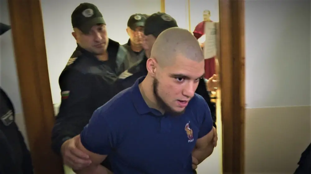 Окръжният съд разреши екстрадицията на прокурорския син, но предаването е отложено до приключване на делата