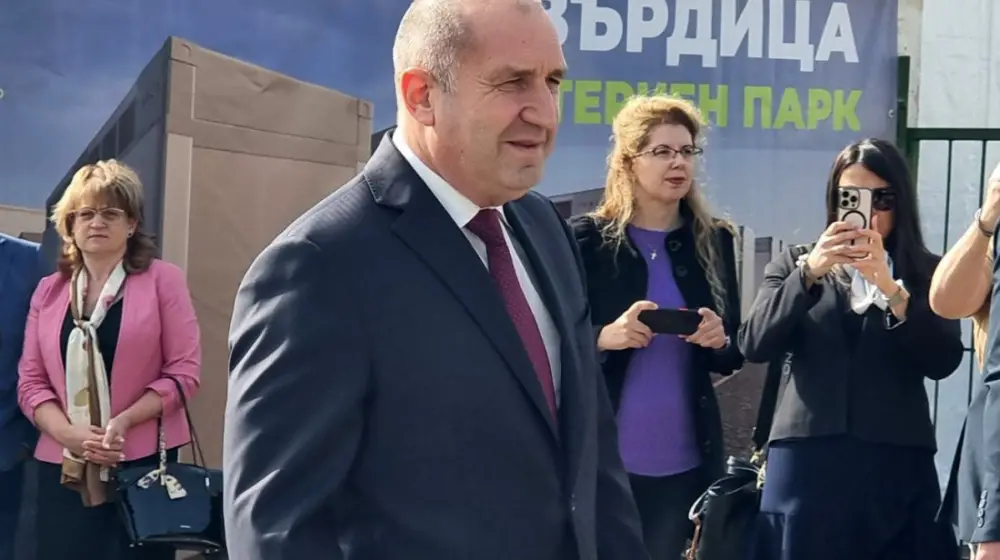 Румен Радев: американски самолет патрулира над Черно море