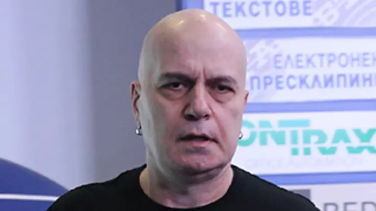 Слави Трифонов постави неделния вот между „Петрохан“ и „Бузлуджа“ и критикува кандидатите
