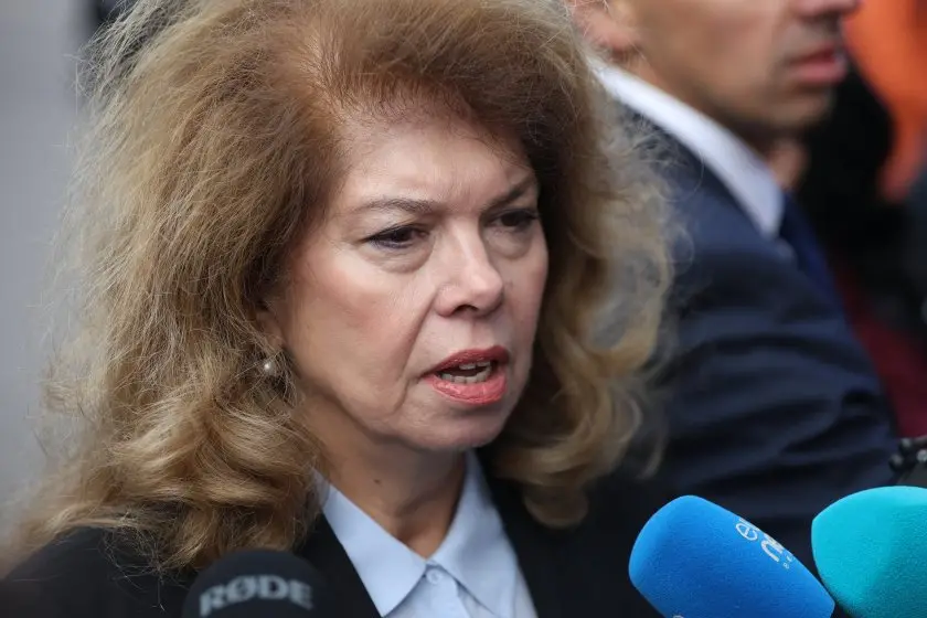 Йотова ще поиска оставката на шефа на НСО Емил Тонев